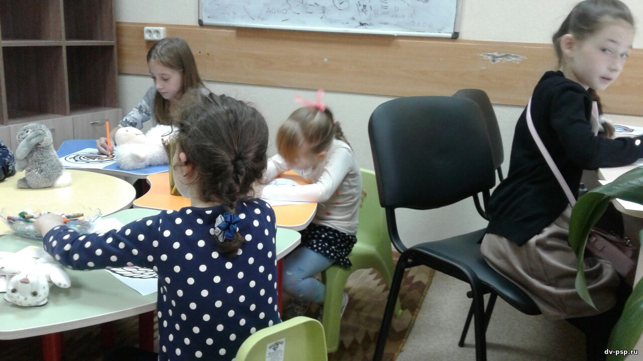 Занятия в детских психологических группах.